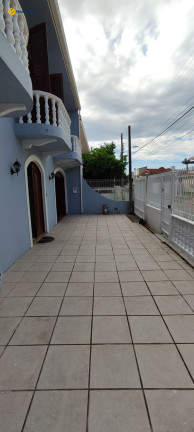 Imagem Casa com 4 Quartos à Venda, 300 m² em Coqueiros - Florianopolis