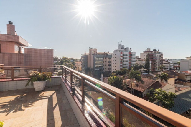 Imagem Imóvel com 4 Quartos à Venda, 396 m² em Jardim Lindóia - Porto Alegre
