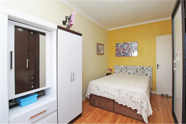 Imagem Imóvel com 2 Quartos à Venda,  em Tristeza - Porto Alegre