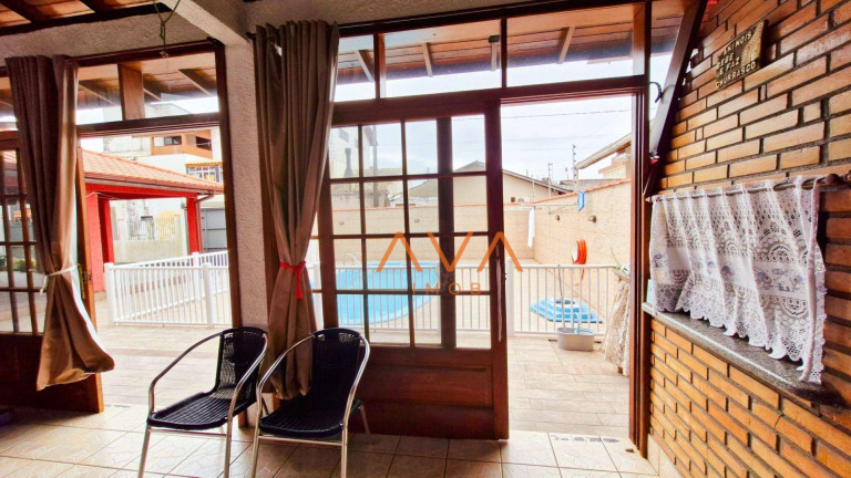 Imagem Casa com 5 Quartos à Venda, 248 m² em Ingleses - Florianópolis