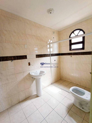 Imagem Sobrado com 3 Quartos à Venda, 197 m² em Vila Galvão - Guarulhos
