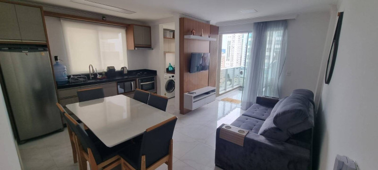 Imagem Apartamento com 2 Quartos para Alugar, 70 m² em Itapema
