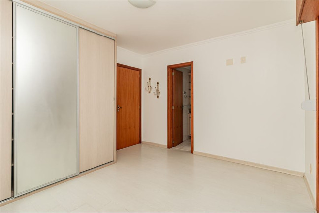 Imagem Imóvel com 2 Quartos à Venda, em Jardim Itu - Porto Alegre Imagem Imóvel com 2 Quartos à Venda, em Jardim Itu - Porto Alegre