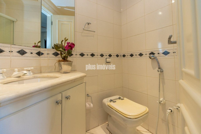 Imagem Apartamento com 4 Quartos à Venda, 255 m² em Moema - São Paulo Imagem Apartamento com 4 Quartos à Venda, 255 m² em Moema - São Paulo