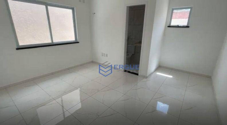 Imagem Casa com 3 Quartos à Venda, 180 m² em Parque Havaí - Eusébio Imagem Casa com 3 Quartos à Venda, 180 m² em Parque Havaí - Eusébio