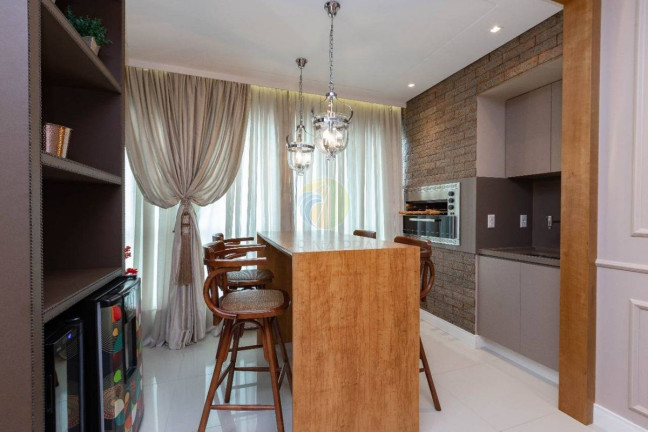 Imagem Apartamento com 4 Quartos à Venda, 144 m² em Centro - Balneário Camboriú