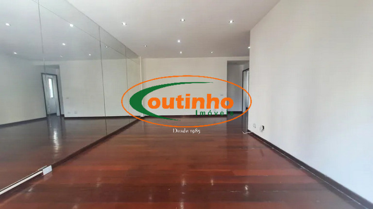 Imagem Apartamento com 2 Quartos à Venda, 125 m² em Tijuca - Rio De Janeiro Imagem Apartamento com 2 Quartos à Venda, 125 m² em Tijuca - Rio De Janeiro