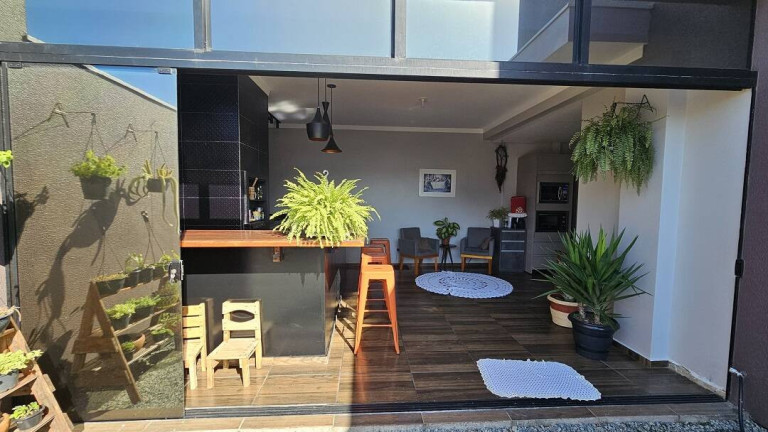 Imagem Casa com 2 Quartos à Venda, 440 m² em Costeira - Balneário Barra Do Sul Imagem Casa com 2 Quartos à Venda, 440 m² em Costeira - Balneário Barra Do Sul