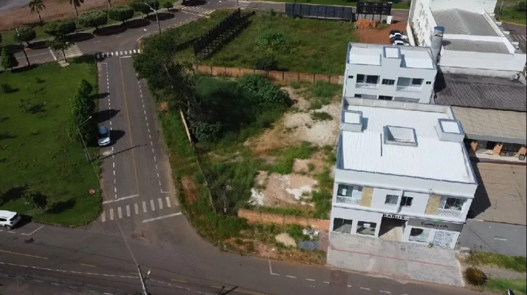 Imagem Terreno à Venda, 1.021 m² em Setor Comercial - Sinop Imagem Terreno à Venda, 1.021 m² em Setor Comercial - Sinop