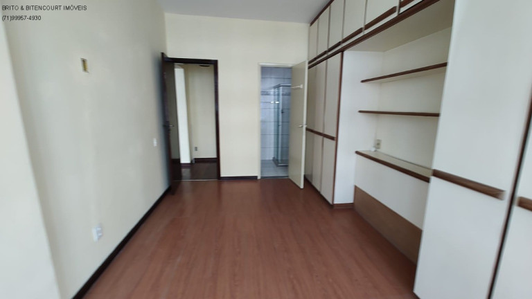 Imagem Imóvel com 3 Quartos à Venda, 130 m² em Costa Azul - Salvador Imagem Imóvel com 3 Quartos à Venda, 130 m² em Costa Azul - Salvador