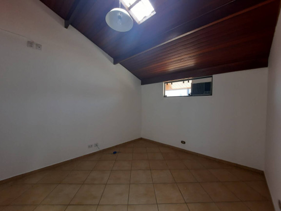 Imagem Casa com 4 Quartos para Alugar, 250 m² em Independência - Taubaté Imagem Casa com 4 Quartos para Alugar, 250 m² em Independência - Taubaté
