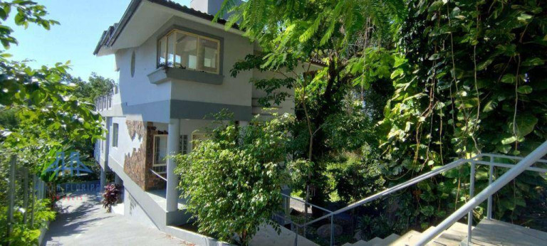 Imagem Casa com 4 Quartos à Venda, 373 m² em João Paulo - Florianópolis