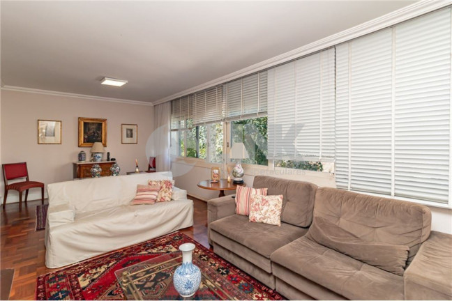 Apartamento com 3 Quartos à Venda, 144 m² em Moinhos De Vento - Porto Alegre