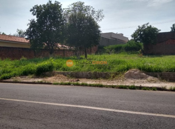 Imóvel à Venda, 300 m² em Umuarama - Araçatuba