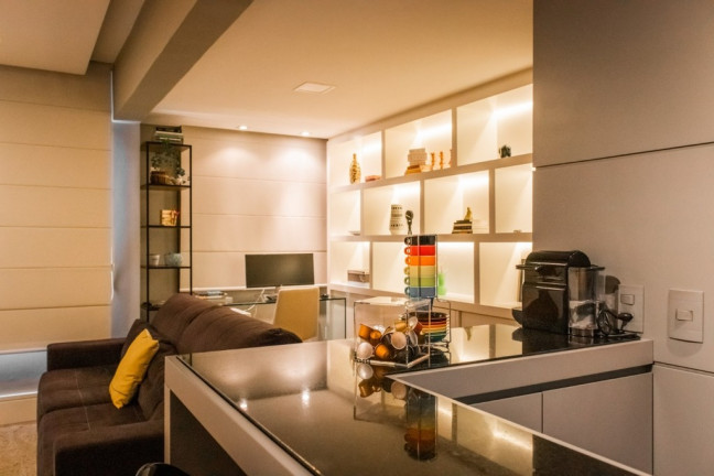 Imagem Apartamento com 3 Quartos à Venda, 75 m² em Vila Jardim - Porto Alegre Imagem Apartamento com 3 Quartos à Venda, 75 m² em Vila Jardim - Porto Alegre