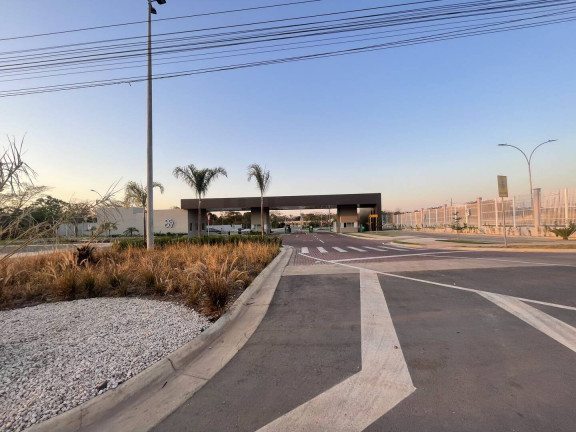 Terreno à Venda, 200 m² em Cuiabá