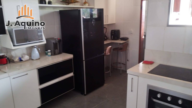 Imagem Casa com 3 Quartos à Venda, em Sapiranga - Fortaleza Imagem Casa com 3 Quartos à Venda, em Sapiranga - Fortaleza