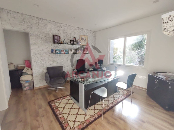 Imagem Casa com 7 Quartos à Venda, 4 m² em Caraguatá - Mairiporã Imagem Casa com 7 Quartos à Venda, 4 m² em Caraguatá - Mairiporã