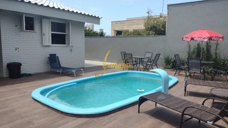 Imagem Casa com 5 Quartos à Venda, 330 m² em Atlantida - Xangri-la