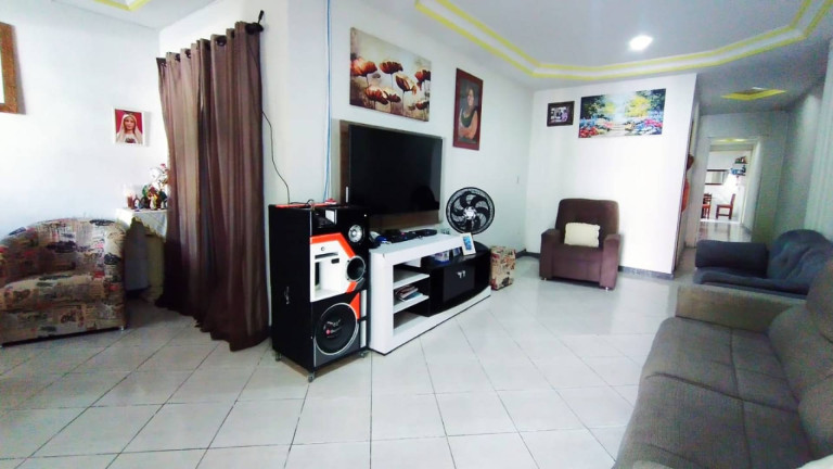 Imagem Casa com 2 Quartos à Venda, 145 m² em Cirurgia - Aracaju Imagem Casa com 2 Quartos à Venda, 145 m² em Cirurgia - Aracaju