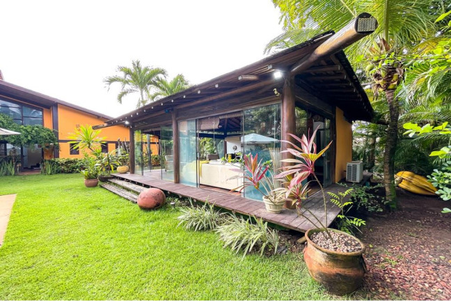 Imagem Casa de Condomínio com 4 Quartos à Venda, 300 m² em Praia Do Forte - Mata De São João Imagem Casa de Condomínio com 4 Quartos à Venda, 300 m² em Praia Do Forte - Mata De São João