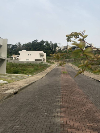 Imagem Terreno à Venda, 180 m² em Velha - Blumenau Imagem Terreno à Venda, 180 m² em Velha - Blumenau