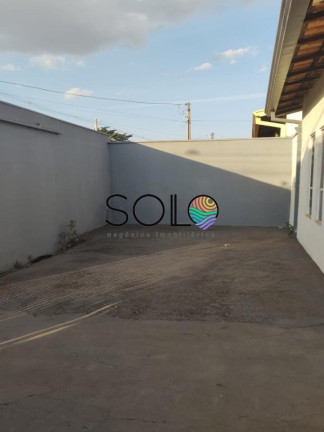 Imagem Casa com 3 Quartos para Alugar, 210 m² em Santa Lucia - Araraquara Imagem Casa com 3 Quartos para Alugar, 210 m² em Santa Lucia - Araraquara