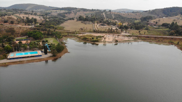 Imagem Terreno à Venda, 1.950 m² em Barragem Benfica - Itaúna Imagem Terreno à Venda, 1.950 m² em Barragem Benfica - Itaúna