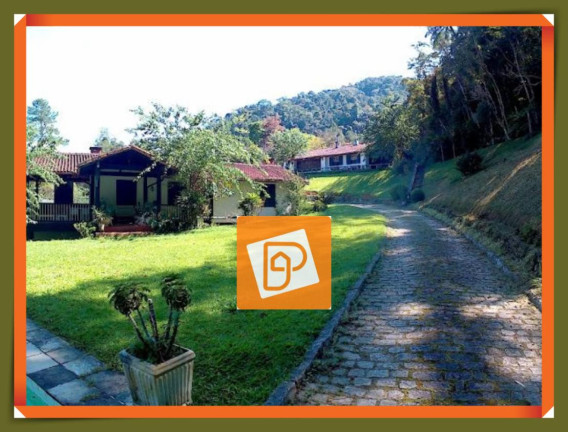 Fazenda à Venda, 13.000 m² em Mosela - Petrópolis