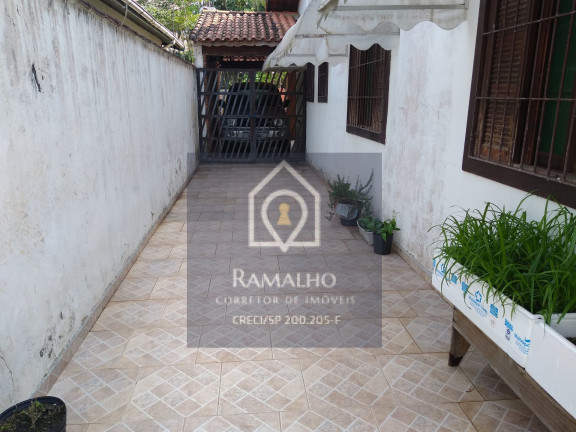Imagem Casa com 4 Quartos à Venda, 200 m² em Solemar - Praia Grande Imagem Casa com 4 Quartos à Venda, 200 m² em Solemar - Praia Grande