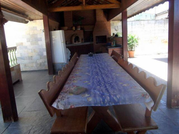 Imagem Casa com 7 Quartos à Venda, em Bal Stella Maris - Peruíbe Imagem Casa com 7 Quartos à Venda, em Bal Stella Maris - Peruíbe