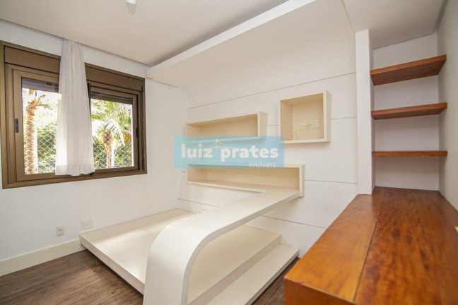 Imagem Apartamento com 3 Quartos à Venda, 190 m² em Petrópolis - Porto Alegre