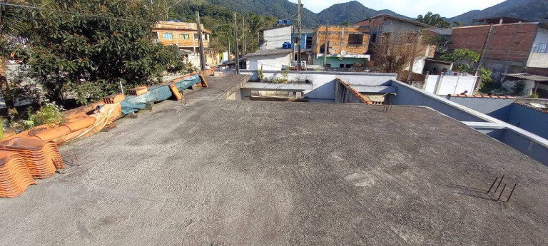 Imagem Casa com 4 Quartos à Venda, 250 m² em Estufa Ii - Ubatuba