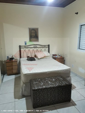 Imagem Casa com 3 Quartos à Venda, 112 m² em Centro - Taubaté Imagem Casa com 3 Quartos à Venda, 112 m² em Centro - Taubaté