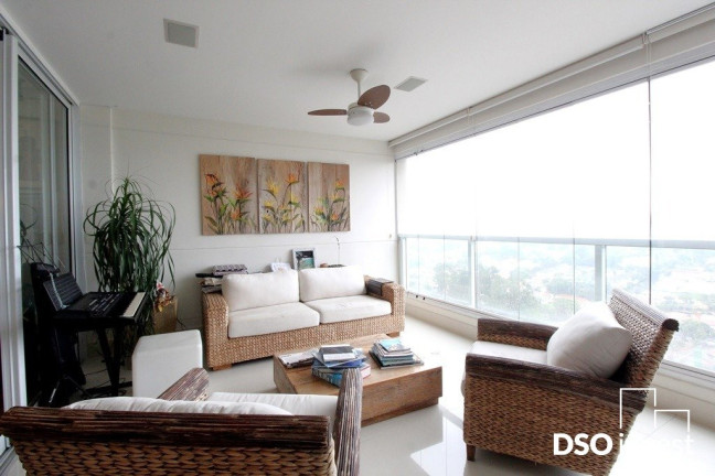 Foto do imóvel Apartamento com 3 Quartos à Venda, 180 m² em Campo Belo - São Paulo