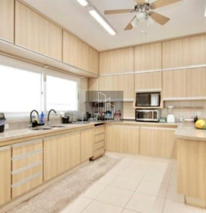 Imagem Casa com 6 Quartos à Venda, 1.047 m² em Alphaville - Santana De Parnaíba Imagem Casa com 6 Quartos à Venda, 1.047 m² em Alphaville - Santana De Parnaíba