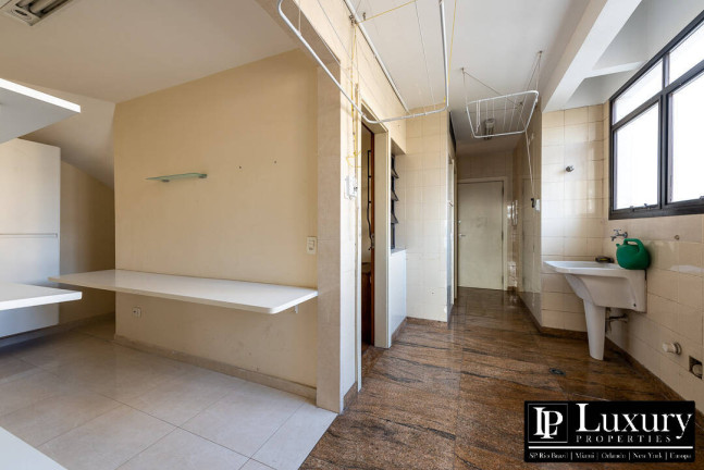 Imagem Apartamento com 3 Quartos à Venda, 290 m² em Morumbi - São Paulo Imagem Apartamento com 3 Quartos à Venda, 290 m² em Morumbi - São Paulo