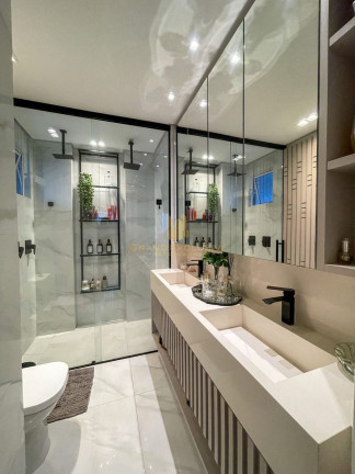 Imagem Apartamento com 3 Quartos à Venda, 125 m² em Centro - Balneário Camboriú Imagem Apartamento com 3 Quartos à Venda, 125 m² em Centro - Balneário Camboriú