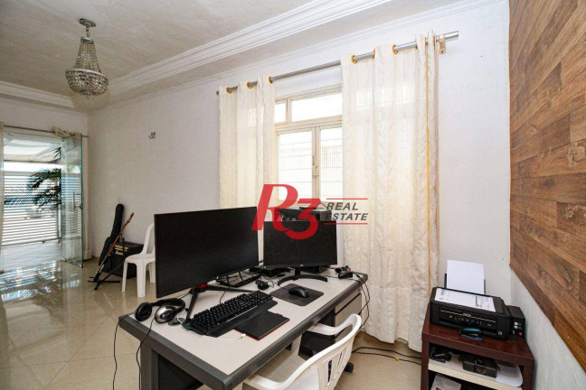 Imagem Casa com 4 Quartos à Venda ou Locação, 200 m² em Boqueirão - Santos Imagem Casa com 4 Quartos à Venda ou Locação, 200 m² em Boqueirão - Santos