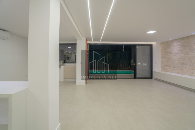 Imagem Casa com 3 Quartos à Venda, 278 m² em Alphaville - Santana De Parnaíba Imagem Casa com 3 Quartos à Venda, 278 m² em Alphaville - Santana De Parnaíba