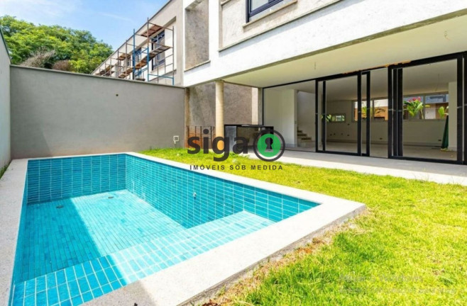 Casa com 4 Quartos à Venda, 450 m² em Alto Da Boa Vista - São Paulo