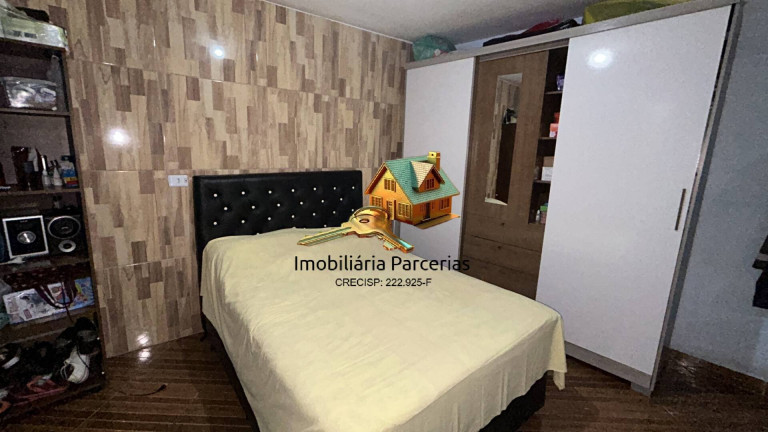 Imagem Casa com 3 Quartos à Venda, 199 m² em Jardim Diva (fazendinha) - Santana De Parnaíba Imagem Casa com 3 Quartos à Venda, 199 m² em Jardim Diva (fazendinha) - Santana De Parnaíba