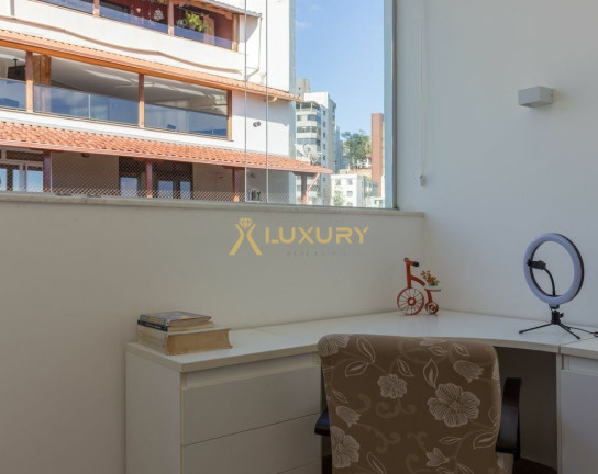 Imagem Imóvel com 4 Quartos à Venda, 260 m² em Cidade Jardim - Belo Horizonte
