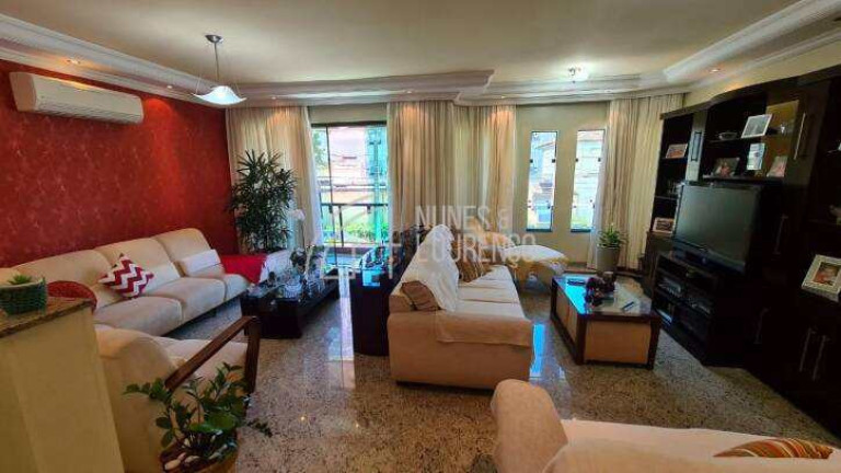 Imagem Casa com 4 Quartos à Venda, 337 m² em Embaré - Santos