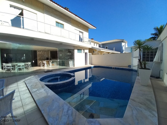 Casa com 4 Quartos à Venda,  em Bougaivilée I - Peruíbe