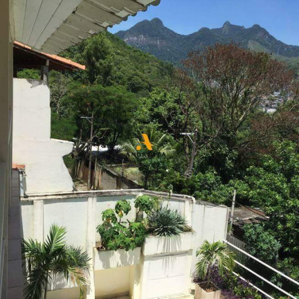 Imagem Casa com 7 Quartos à Venda, 318 m² em Tijuca - Rio De Janeiro