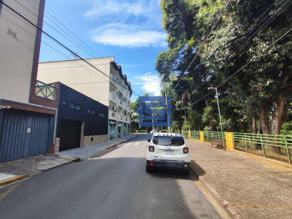 Apartamento com 3 Quartos para Alugar, 90 m² em Centro - Socorro