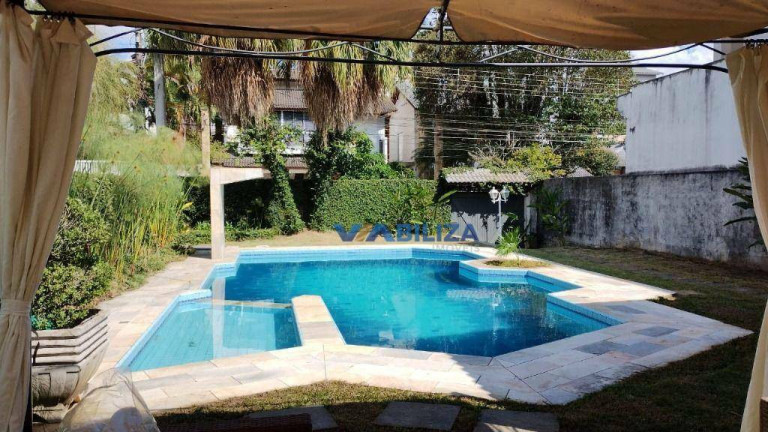 Imagem Casa com 3 Quartos à Venda, 330 m² em Jardim Fazenda Rincao - Aruja V - Arujá Imagem Casa com 3 Quartos à Venda, 330 m² em Jardim Fazenda Rincao - Aruja V - Arujá