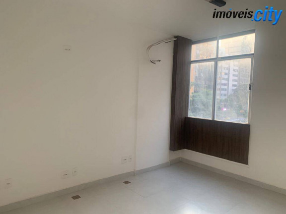 Sala Comercial à Venda ou Locação, 118 m² em Jardim Paulistano - São Paulo