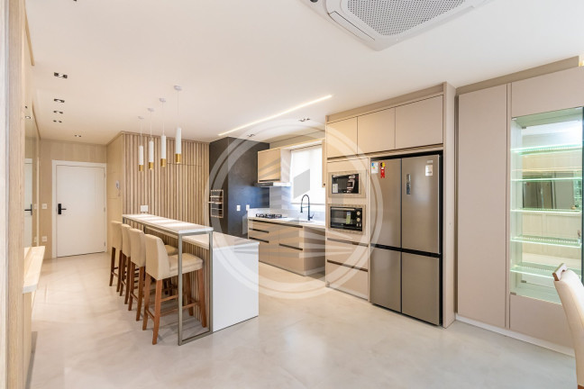 Imagem Apartamento com 3 Quartos à Venda, 127 m² em Pioneiros - Balneário Camboriú Imagem Apartamento com 3 Quartos à Venda, 127 m² em Pioneiros - Balneário Camboriú